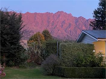 Frankton Favourite (Bachcare) - Queenstown