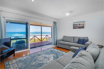 Poppy's Beach House (Bachcare) - Whangapoua