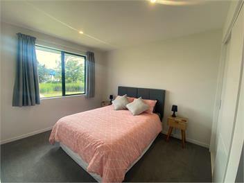 Modern home in central Wānaka - Wanaka