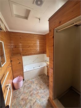 Relaxing Roxburgh - Roxburgh