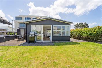 Beachside on Hinemoa - Whangamata
