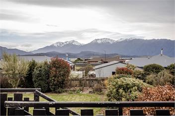 Four Peaks Matai Escape (Bachcare) - 