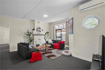 Cozy Family Home (Bachcare) - 