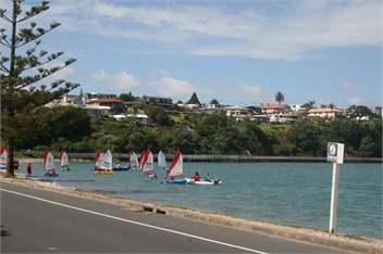 Bucklands Beach Waterfront Accomodation - Aukland