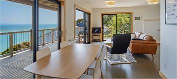 Haulashore Views - Stunning Nelson Waterfront Views! - Nelson