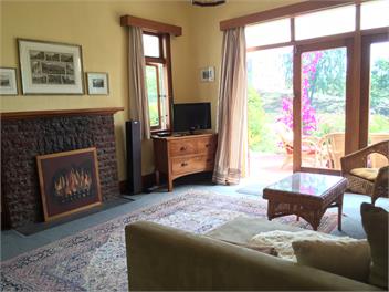 Charming Tasman Farmstay Unit - 7173 Upper Moutere