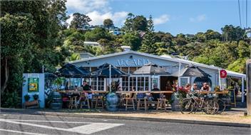 BEACHSIDE APARTMENT at PALM - Auckland