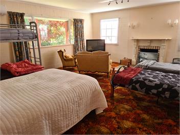 Spacious Holiday Home - Naseby