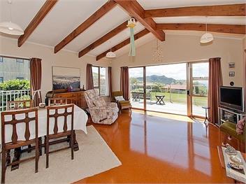 Views on Rimu (Bachcare) - Whitianga