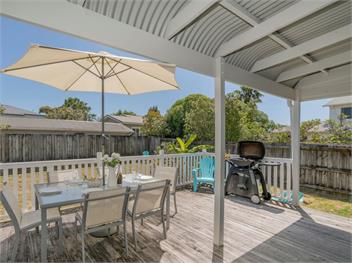 The Doll's House (Bachcare) - Whitianga