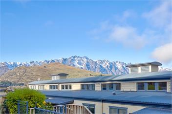 Central Water Views (Bachcare) - Queenstown