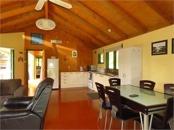 Mill Bay Charmer - Mangonui