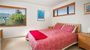 Remarkable Red Beach (Bachcare) - Red Beach