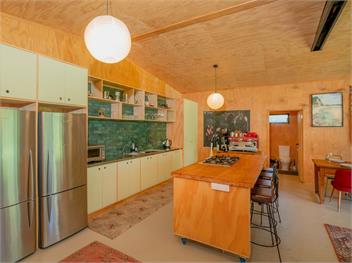 The Pumpkin Shed (Bachcare) - Kuaotunu