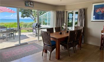 Matarangi Beachfront (Bachcare) - Matarangi