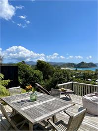 Bazza's Beach House - Great Barrier Island