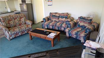Macks Alpine Chalet with Spa Pool, Bike Shed, Big Heat Pump, Carport - National Park Village