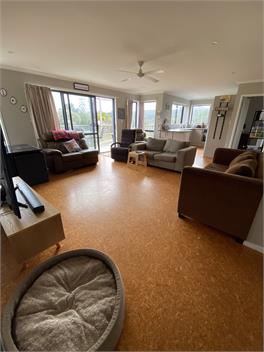 The Beach Hut - Northland