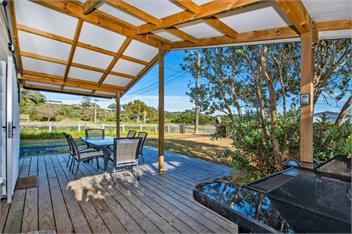 Ruakaka Holiday Escape (Bachcare) - Ruakaka