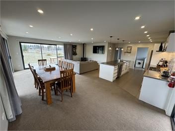 Big Sky - Big View, Family Friendly and FREE WIFI - Twizel