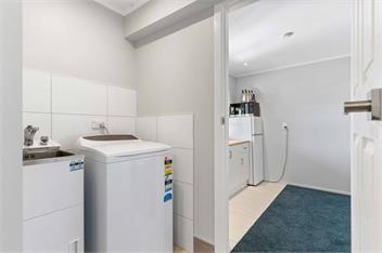 Onemana Retreat - Self contained unit with Outdoor Bath and Sea Views! - Whangamata