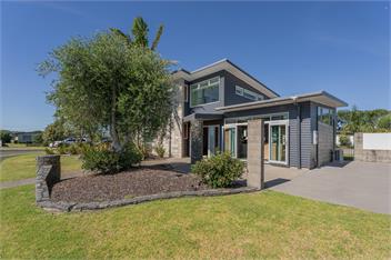 Hosts on the Coast Paradise on Pacific - Whitianga