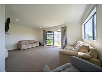Cosy Lakeside (Bachcare) - Manapouri