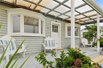 The Wallnutt Nook (Bachcare) - Waihi Beach