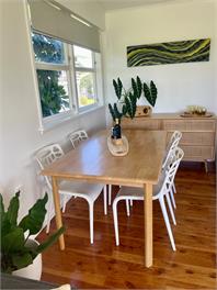 LOCATION! LOCATION! ...EPIC Beach Front Bach - Northland