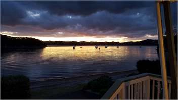 Woodies' Retreat - Russell