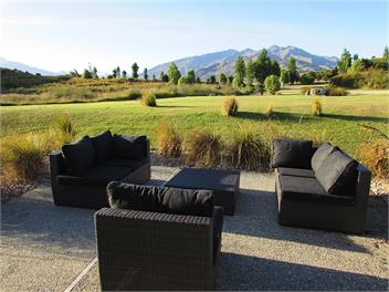 Lakefront Gem - exclusive-use retreat - Wanaka 9382