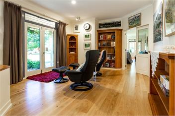 Giverny Art House - Queenstown