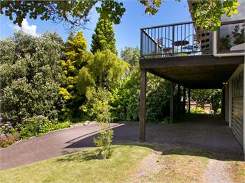 Acacia View at No. 3 (Bachcare) - Acacia Bay