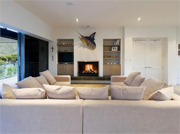 Oke Beach House (Bachcare) - Rawhiti