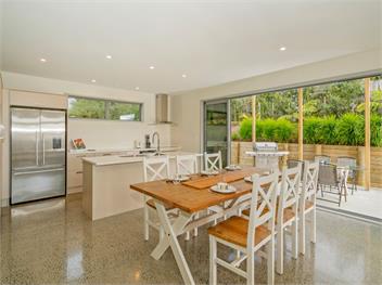 A Slice of Summer (Bachcare) - Whangapoua