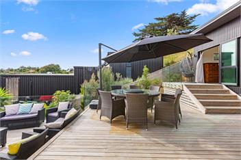R and R at Robertson (Bachcare) - Raglan