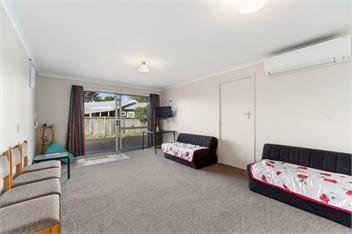Rainbow Lake House (Bachcare) - Taupo Central