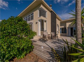Golfers and Beach Lovers Dream (Bachcare) - Matarangi