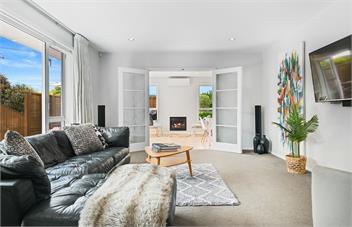 Family Friendly 4BR Home • Near Airport • Free Parking • Large Backyard - Christchurch
