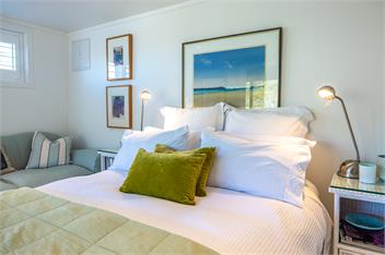 Relax on Newton - Waiheke Island 1081