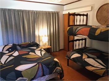 Walking distance to the lake - Taupo