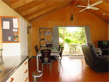 Mill Bay Charmer - Mangonui