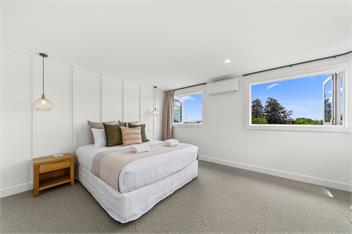Lavish at the Lake - High-end home close to Town & Lake - Taupo