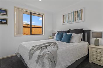 A Beach Hive at Papamoa Beach - 4 bedrooms - Tauraga