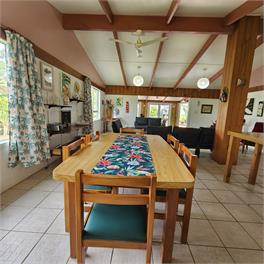 Anns Beach House - Vaimaanga Tapere