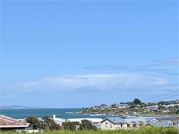A Cosy Beach Cottage Charmer - Riverton
