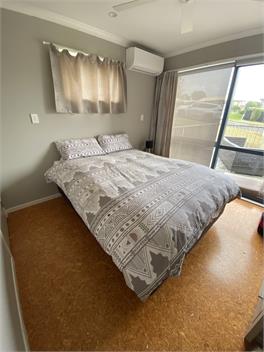 The Beach Hut - Northland