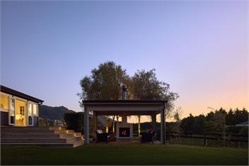 Blackwood Luxury Hideaway - Te Horo