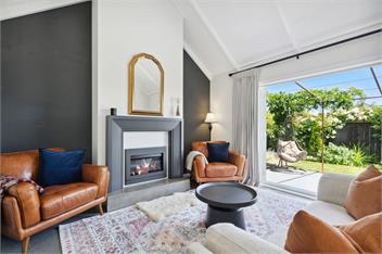 Provence on Cologne (Bachcare) - Martinborough
