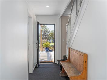 Spacious Family Getaway (Bachcare) - Whangamata